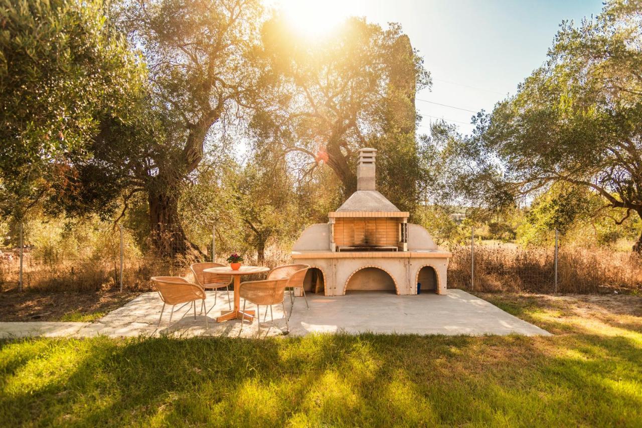 Villa Giannis 维塔拉戴斯 外观 照片